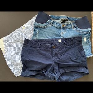 Bundle of 3 maternity shorts